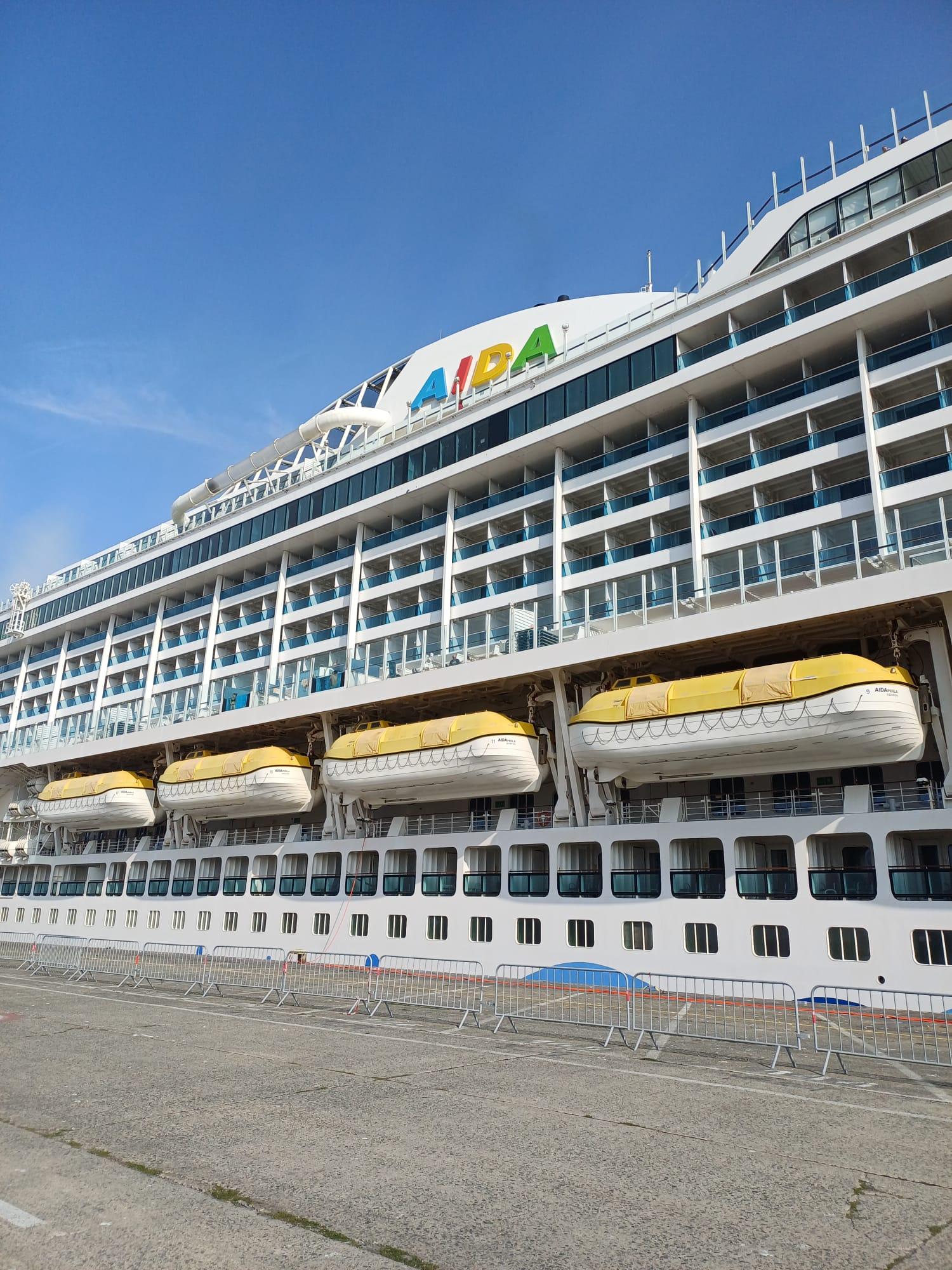 U01/26 Kreuz-Fahrt mit der Costa!